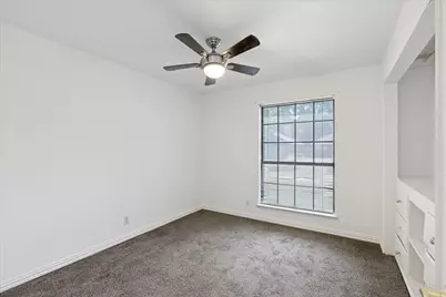 2232 Turf Club Drive, Arlington, TX 76017 - Photo 9