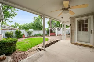 1229 Magnolia Dr, Richardson, TX 75080 - Photo 31