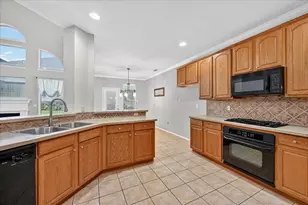 6514 Daisy Dr, Arlington, TX 76017 - Photo 11
