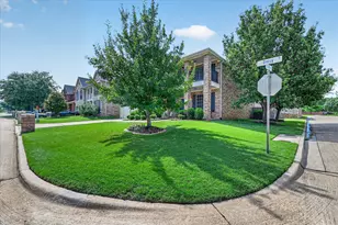 6514 Daisy Dr, Arlington, TX 76017 - Photo 3