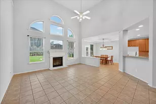 6514 Daisy Dr, Arlington, TX 76017 - Photo 17