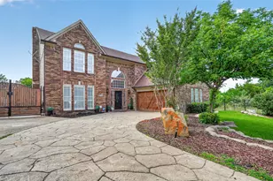 6319 Lake Bluff Dr, Dallas, TX 75249 - Photo 1