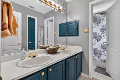 6319 Lake Bluff Drive, Dallas, TX 75249 - Photo 21