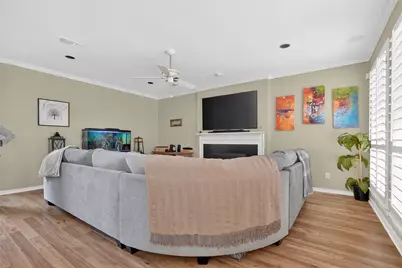6319 Lake Bluff Drive, Dallas, TX 75249 - Photo 15