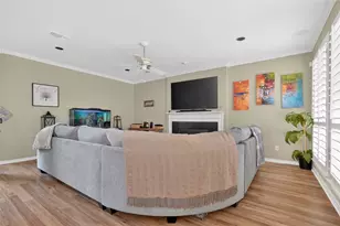 6319 Lake Bluff Dr, Dallas, TX 75249 - Photo 15