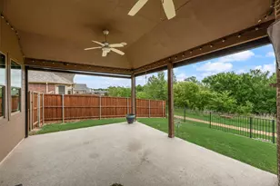 2112 Benjamin Creek Dr, Little Elm, TX 75068 - Photo 5