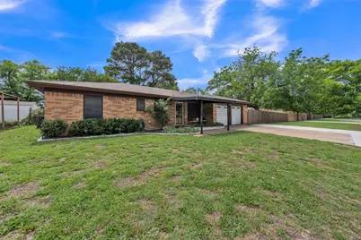 102 Thomas Street, Joshua, TX 76058 - Photo 3