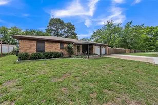 102 Thomas St, Joshua, TX 76058 - Photo 3
