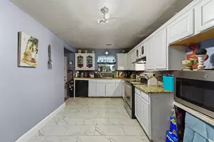 12809 Sultana St, Dallas, TX 75253 - Photo 9