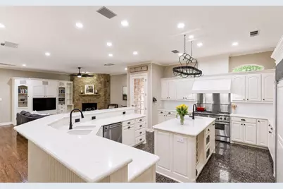215 Bent Creek Court, Southlake, TX 76092 - Photo 5