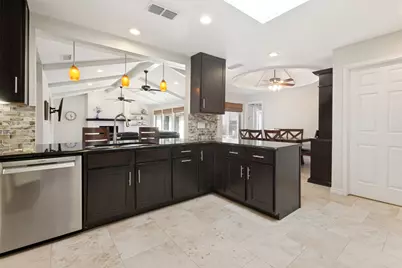 7822 Glenneagle Drive, Dallas, TX 75248 - Photo 9