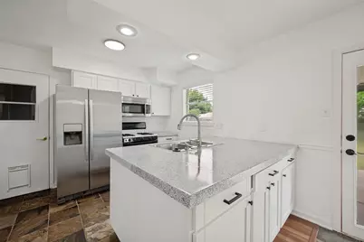 2209 Hackberry Drive, Arlington, TX 76013 - Photo 11