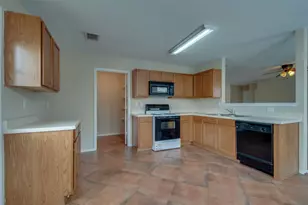 3833 Foxhound Ln, Fort Worth, TX 76123 - Photo 9