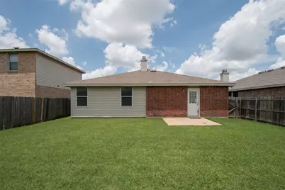 3833 Foxhound Lane, Fort Worth, TX 76123 - Photo 19