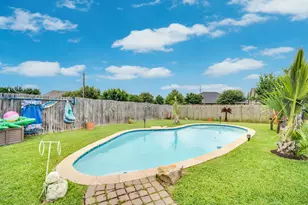 308 Buffalo Creek Dr, Waxahachie, TX 75165 - Photo 17