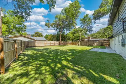 426 Little John Drive, Irving, TX 75061 - Photo 25