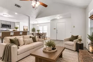 2121 Stone Moss Ln, Grapevine, TX 76051 - Photo 3