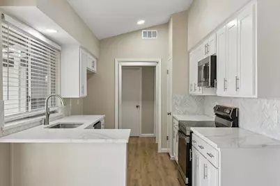 417 Oxford Drive, Sherman, TX 75092 - Photo 11