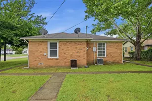 1703 W Elm St, Denison, TX 75020 - Photo 11