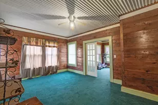 419 W Main St, Pecan Gap, TX 75469 - Photo 27