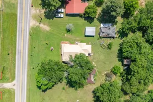 419 W Main St, Pecan Gap, TX 75469 - Photo 13