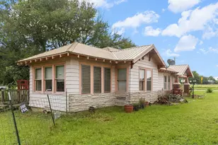 419 W Main St, Pecan Gap, TX 75469 - Photo 11