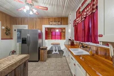 419 W Main Street, Pecan Gap, TX 75469 - Photo 19