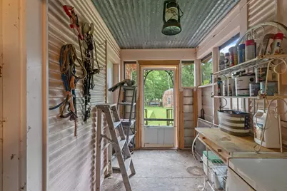419 W Main Street, Pecan Gap, TX 75469 - Photo 29