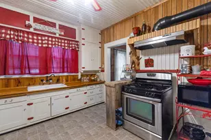 419 W Main St, Pecan Gap, TX 75469 - Photo 17