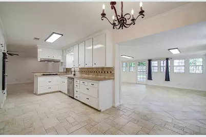 2708 Tallow Street, Alvin, TX 77511 - Photo 5