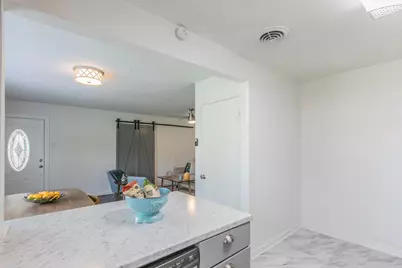 521 Willow Way, McGregor, TX 76657 - Photo 11