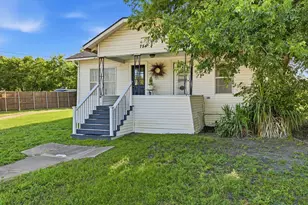 754 N Main Dr, Van Alstyne, TX 75495 - Photo 1