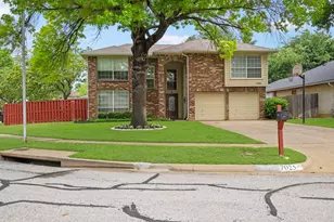 7025 Escondido Dr, Arlington, TX 76016 - Photo 1