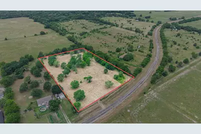 355 Farm Road 3132, Klondike, TX 75448 - Photo 13