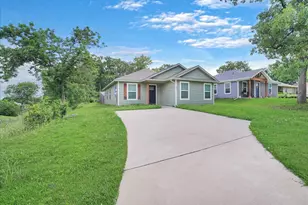 501 E Day St, Denison, TX 75021 - Photo 3