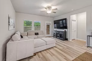 610 Melody Hl Dr, Princeton, TX 75071 - Photo 13