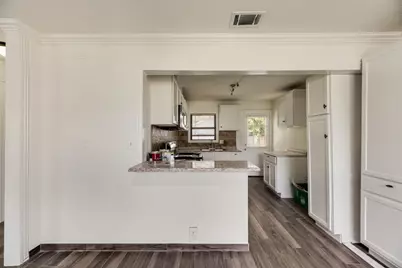523 35th Street, Grand Prairie, TX 75050 - Photo 11