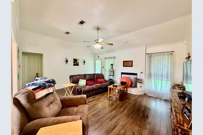 3228 N Bell Avenue, Denton, TX 76207 - Photo 5