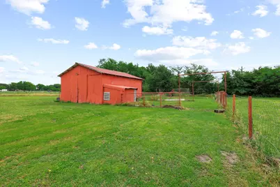 323 County Road 3804, Wolfe City, TX 75496 - Photo 27