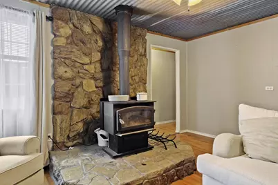 323 County Road 3804, Wolfe City, TX 75496 - Photo 7