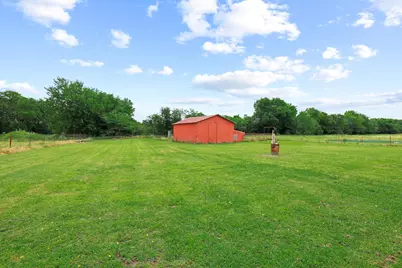 323 County Road 3804, Wolfe City, TX 75496 - Photo 25