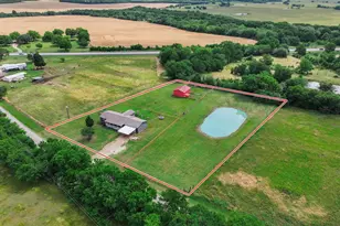 323 Co Rd 3804, Wolfe City, TX 75496 - Photo 31