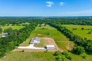 13901 County Rd 102, Grandview, TX 76050 - Photo 39