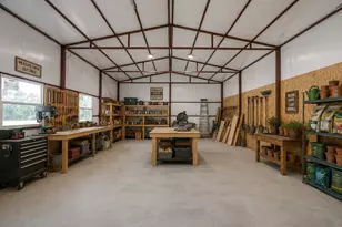 13901 County Rd 102, Grandview, TX 76050 - Photo 33