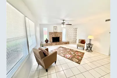 2117 Foxcroft Circle, Denton, TX 76209 - Photo 7