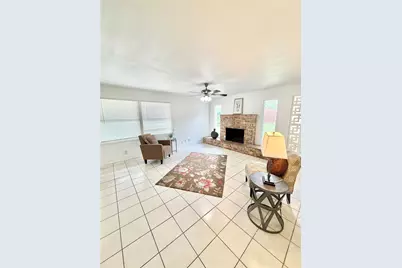 2117 Foxcroft Circle, Denton, TX 76209 - Photo 5