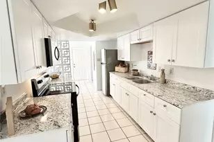 2117 Foxcroft Cir, Denton, TX 76209 - Photo 9