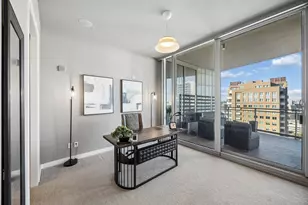 2900 McKinnon St, Dallas, TX 75201 - Photo 19