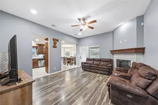 109 Ruby Cir, Hewitt, TX 76643 - Photo 3