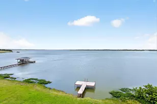 521 Ideal Cir, Quinlan, TX 75474 - Photo 1